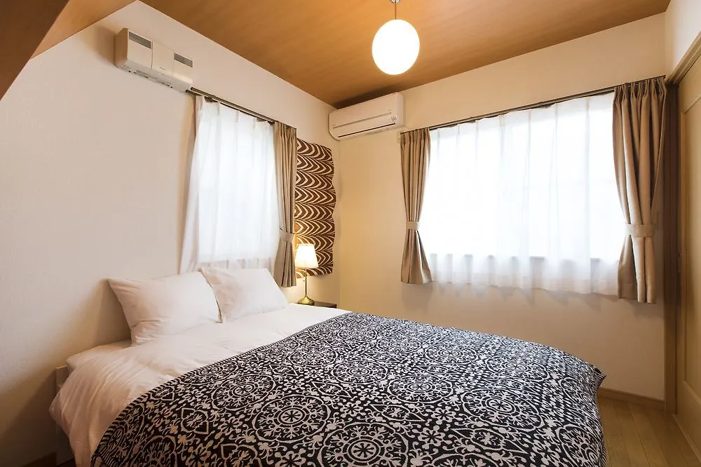 Japan Hostel Shinya Tokkyu Tokyo 0*,  Japan
