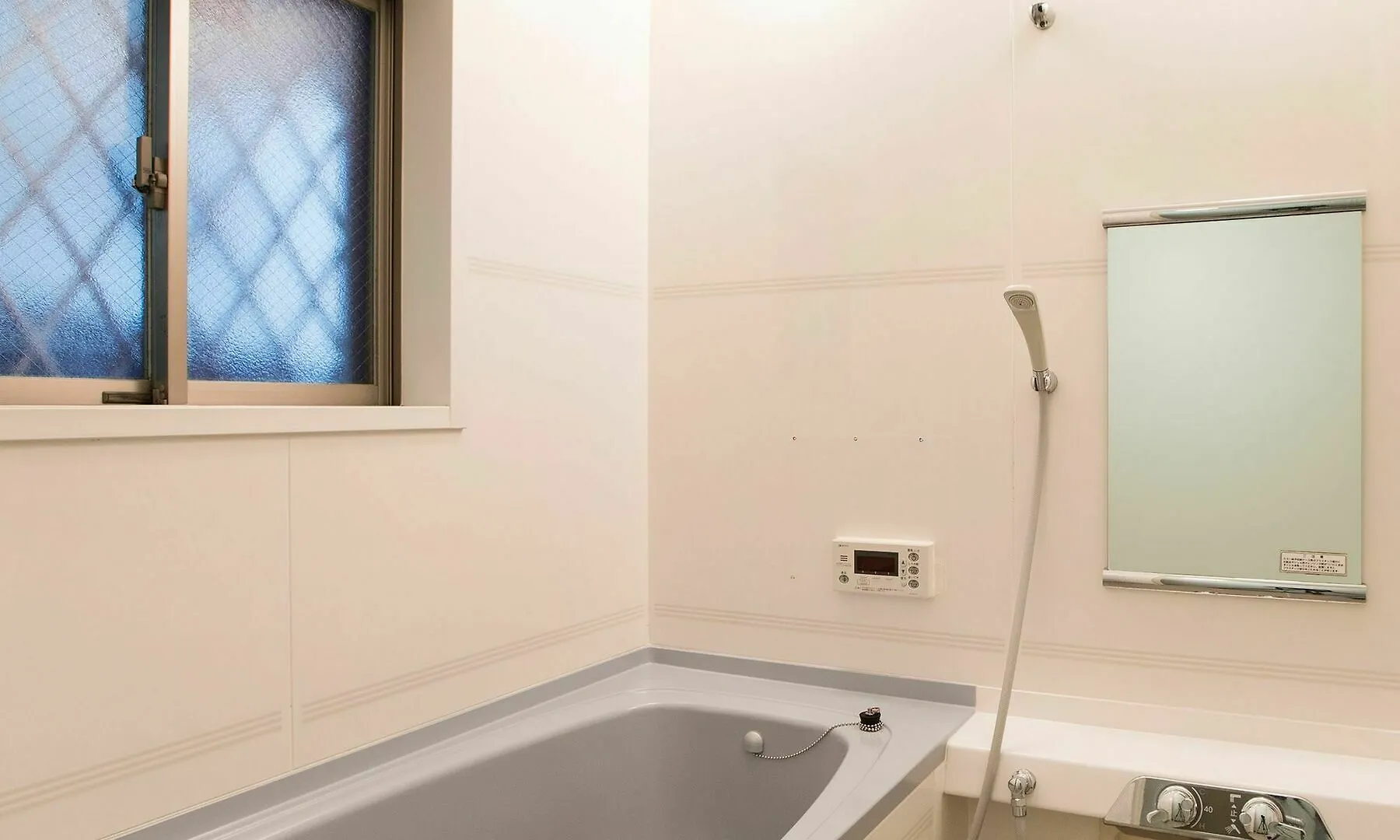 Japan Hostel Shinya Tokkyu Tokyo Japan