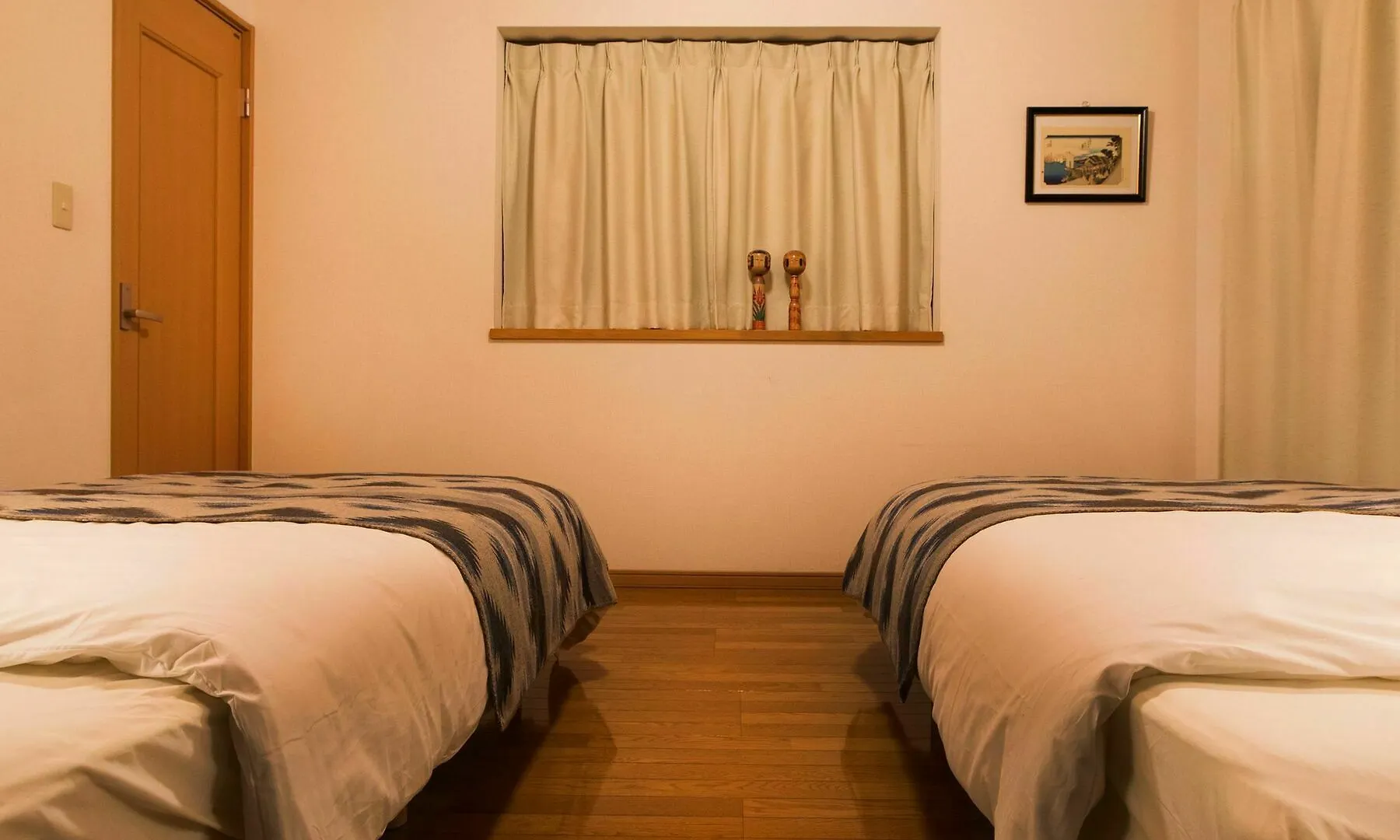 Guest house Japan Hostel Shinya Tokkyu Tokyo Japan