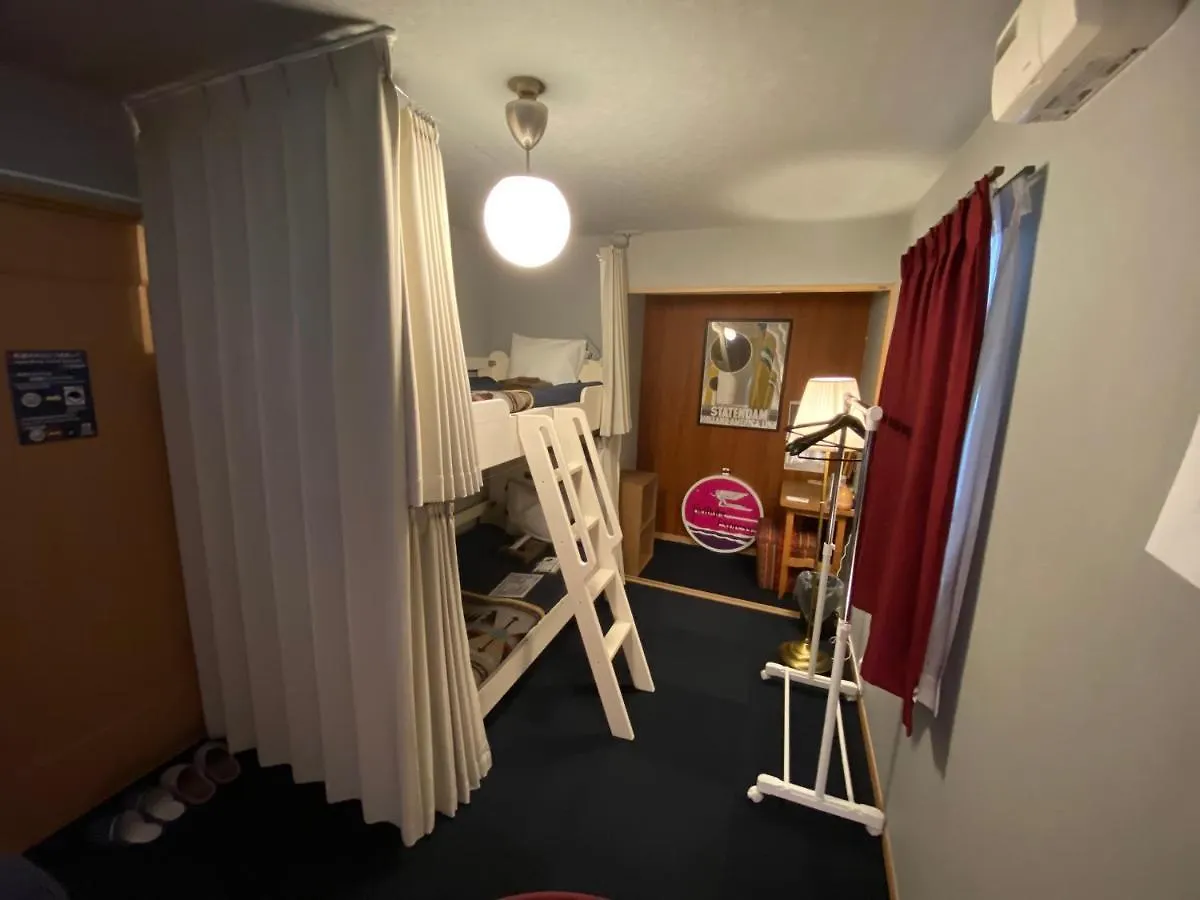 Guest house Japan Hostel Shinya Tokkyu Tokyo Japan